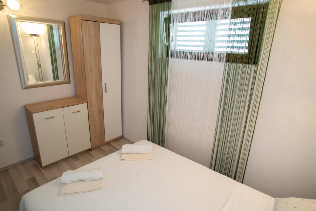Apartments Sun Dance With Heated Pool 노바야 외부 사진