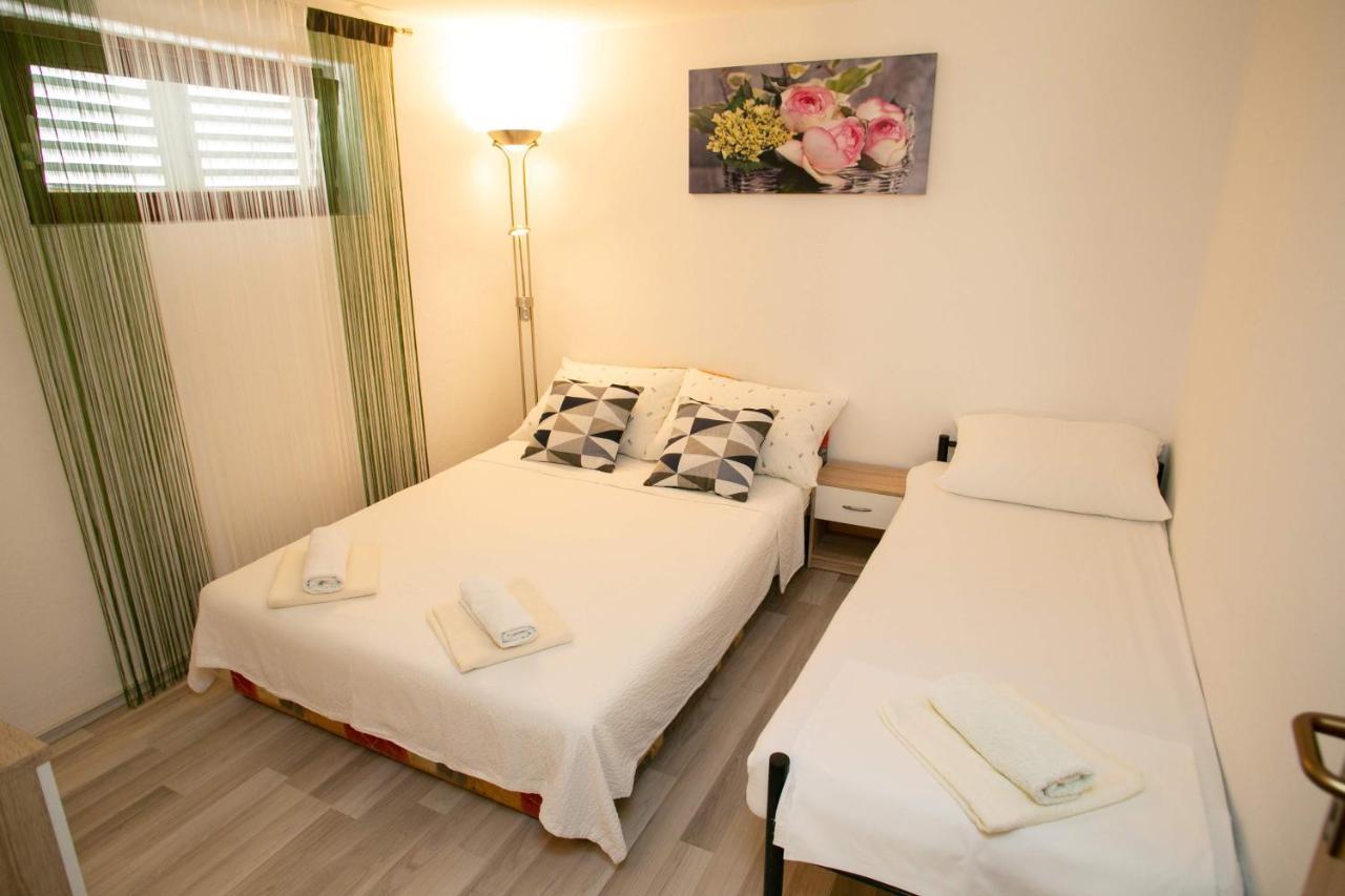 Apartments Sun Dance With Heated Pool 노바야 외부 사진