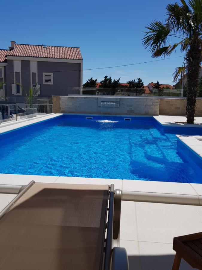 Apartments Sun Dance With Heated Pool 노바야 외부 사진